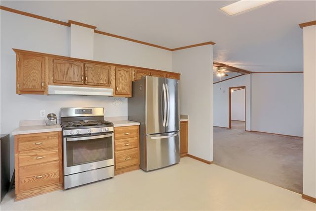 903 Chester Dr, Cranberry Twp, PA 16066