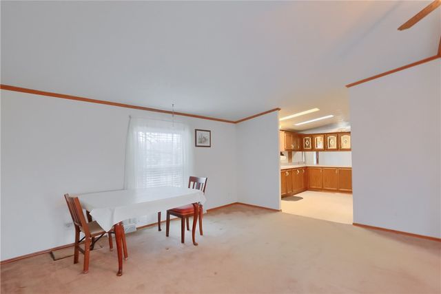 903 Chester Dr, Cranberry Twp, PA 16066