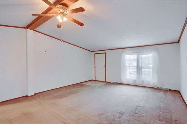 903 Chester Dr, Cranberry Twp, PA 16066