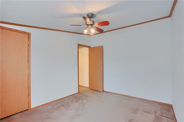 903 Chester Dr, Cranberry Twp, PA 16066