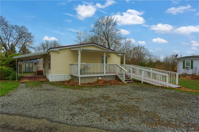 903 Chester Dr, Cranberry Twp, PA 16066