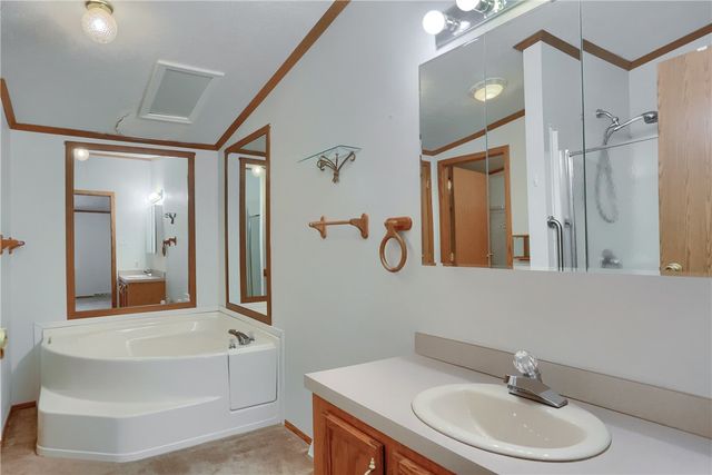 903 Chester Dr, Cranberry Twp, PA 16066