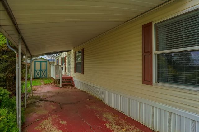 903 Chester Dr, Cranberry Twp, PA 16066