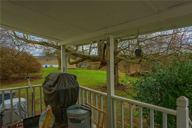 903 Chester Dr, Cranberry Twp, PA 16066