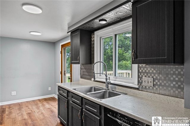 84 Deer Creek Road, Pittsford, NY 14534