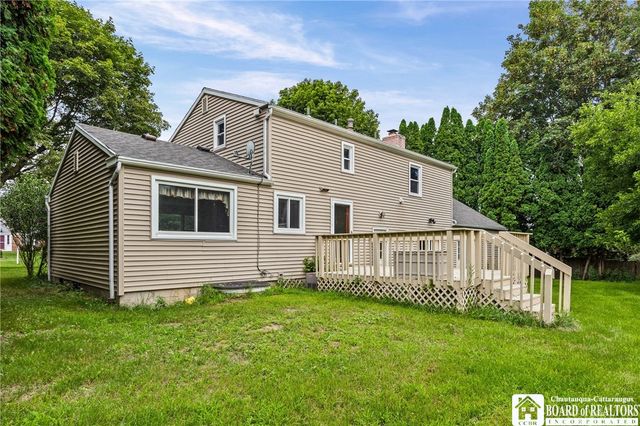 84 Deer Creek Road, Pittsford, NY 14534
