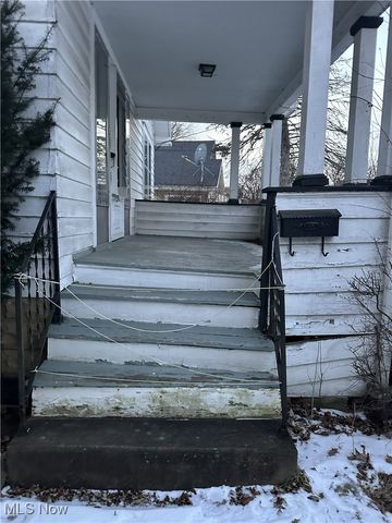 2692 Taft Avenue, Youngstown, OH 44502