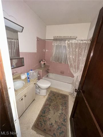 2692 Taft Avenue, Youngstown, OH 44502