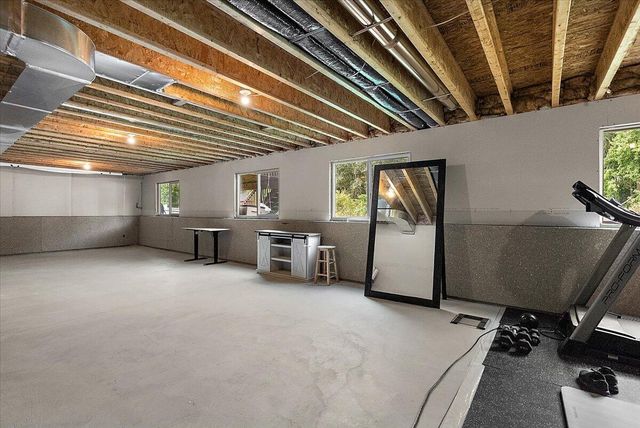 10765 Lance Avenue, Allendale, MI 49401