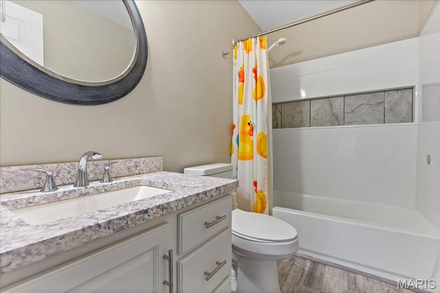 605 Wildwood Lane, O'fallon, IL 62269