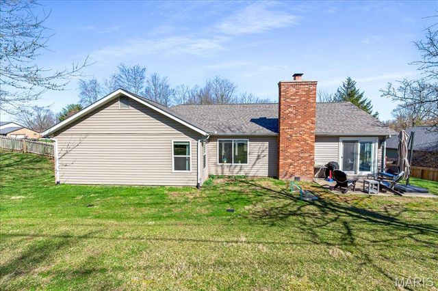 605 Wildwood Lane, O'fallon, IL 62269