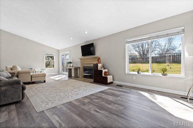 605 Wildwood Lane, O'fallon, IL 62269