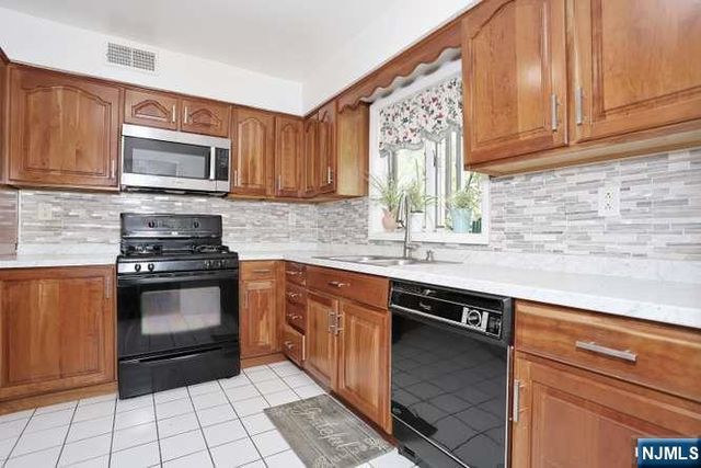 290 Hamilton Place 4, Hackensack, NJ 07601