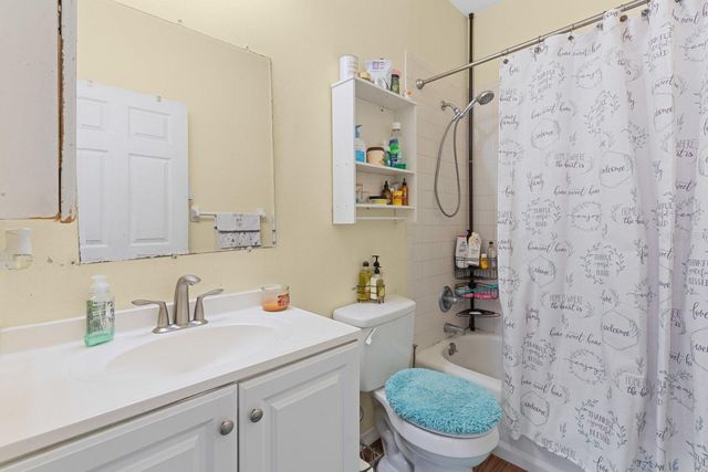 6230 ABBOTT STATION DRIVE, Zephyrhills, FL 33542