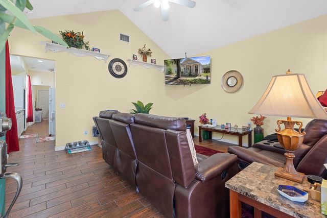 6230 ABBOTT STATION DRIVE, Zephyrhills, FL 33542