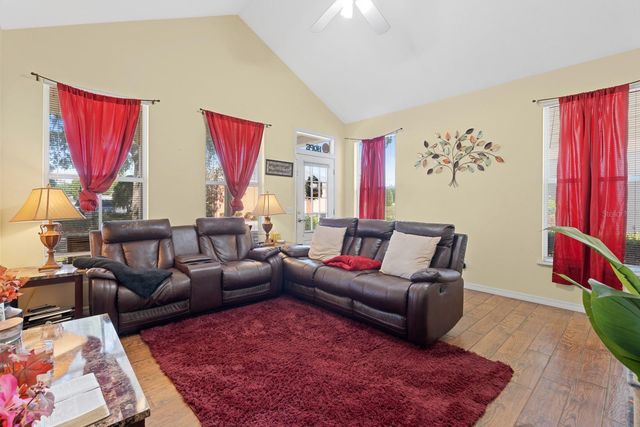 6230 ABBOTT STATION DRIVE, Zephyrhills, FL 33542