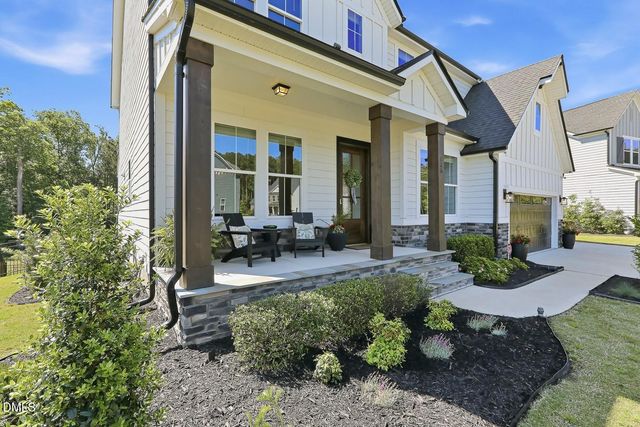 105 River Ledge Drive, Holly Springs, NC 27540
