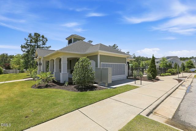 105 River Ledge Drive, Holly Springs, NC 27540