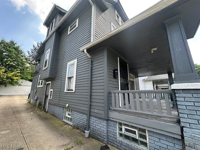 4305 E 119th Street, Cleveland, OH 44105