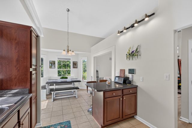 888 Lauderdale Drive, Lexington, KY 40515