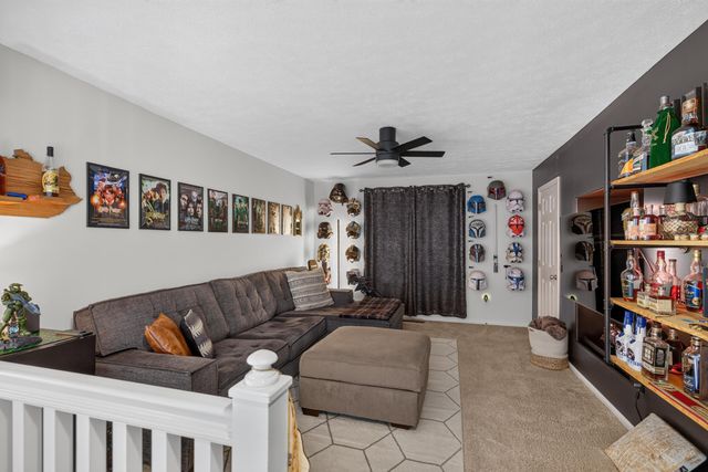 888 Lauderdale Drive, Lexington, KY 40515