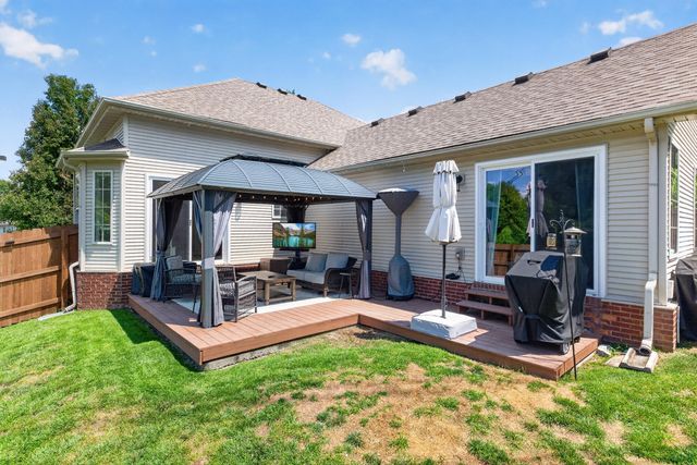 888 Lauderdale Drive, Lexington, KY 40515