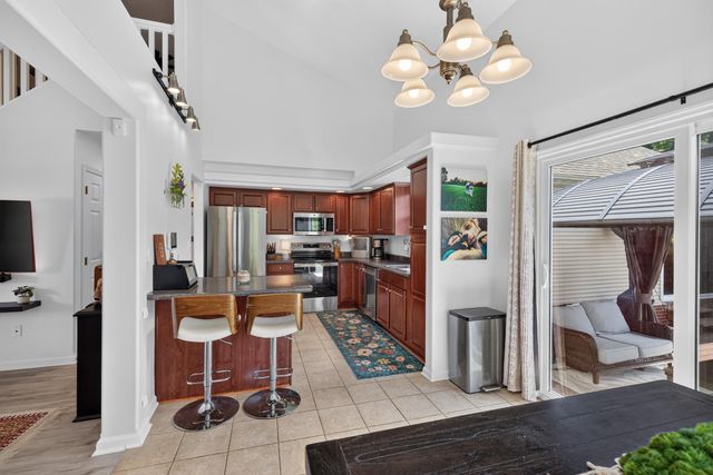 888 Lauderdale Drive, Lexington, KY 40515