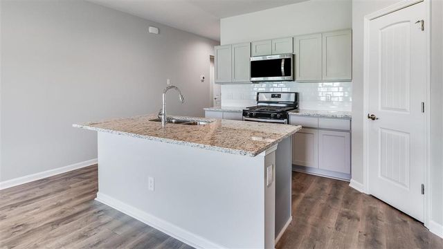 304 Pipers Lane, Sulphur, LA 70665