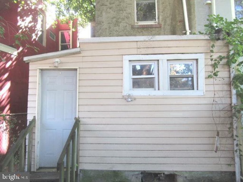 453 MECHANIC ST, Camden, NJ 08104
