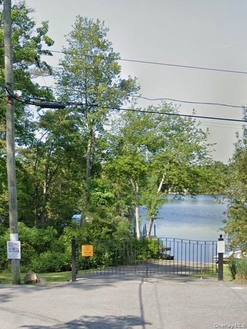 37 Saw Mill Road, Putnam Valley, NY 10579