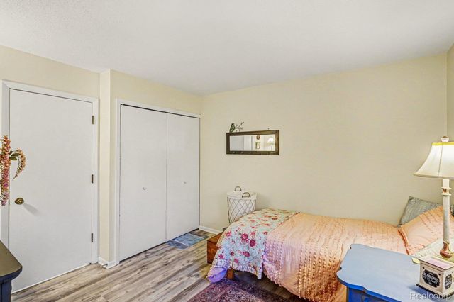 2521 White Oak Place, Flint Charter Township, MI 48532