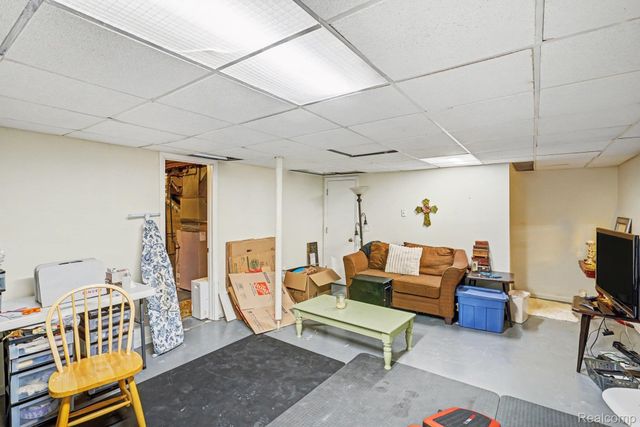 2521 White Oak Place, Flint Charter Township, MI 48532