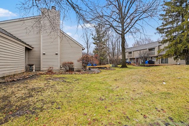 2521 White Oak Place, Flint Charter Township, MI 48532