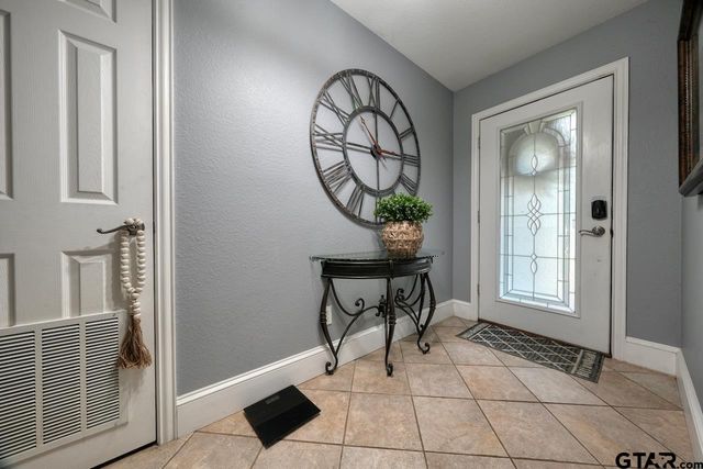 15540 Brittain Ct, Lindale, TX 75771