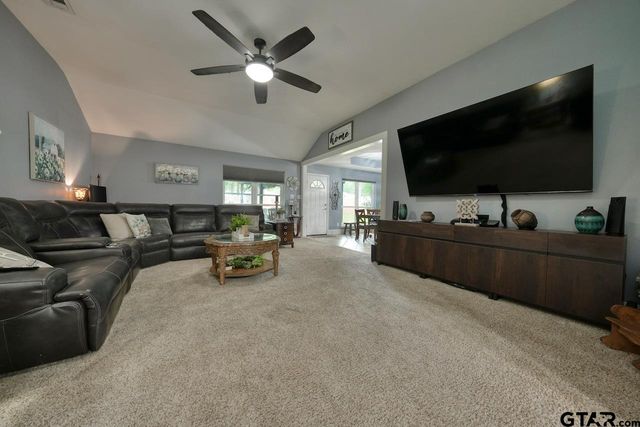 15540 Brittain Ct, Lindale, TX 75771