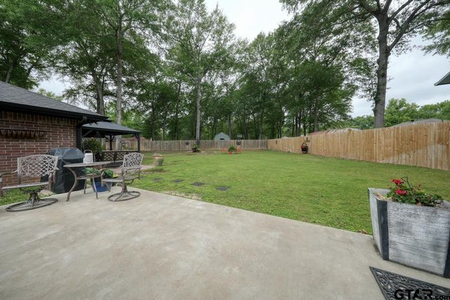 15540 Brittain Ct, Lindale, TX 75771