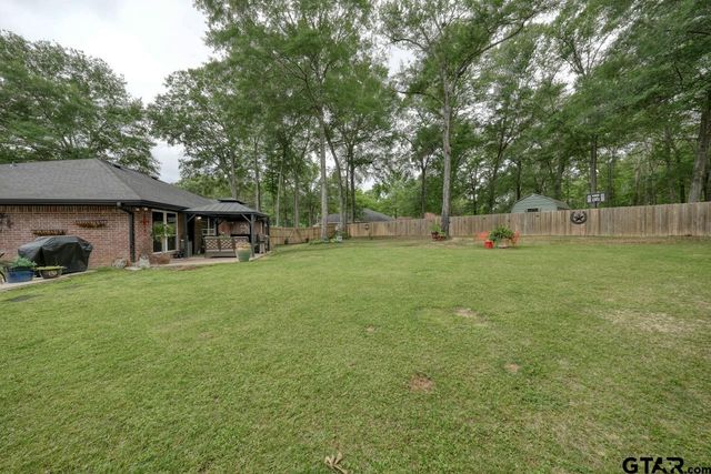 15540 Brittain Ct, Lindale, TX 75771