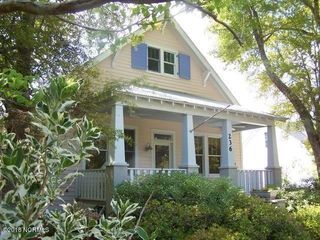 236 W Shorewood Drive, Emerald Isle, NC 28594