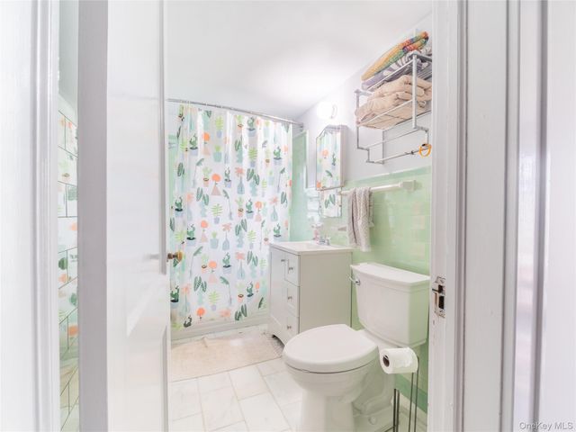 731 King Street, Port Chester, NY 10573