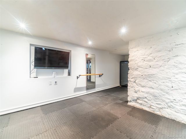 731 King Street, Port Chester, NY 10573