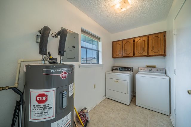 516 Venice Drive, Italy, TX 76651