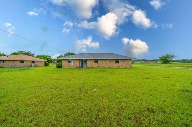 516 Venice Drive, Italy, TX 76651