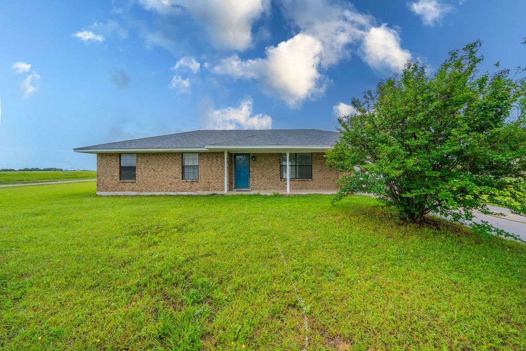 516 Venice Drive, Italy, TX 76651