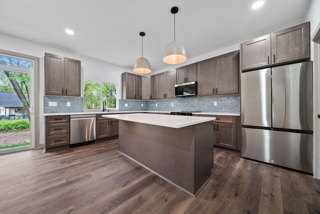 3764 Minnesota Avenue, Columbus, OH 43219