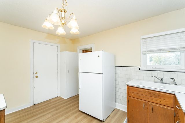 107 4th Avenue NE, Dodge Center, MN 55927