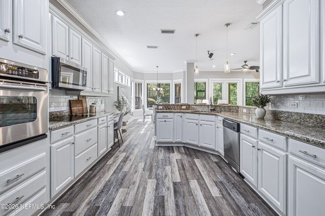 165 ST JOHNS FOREST Boulevard, St. Johns, FL 32259
