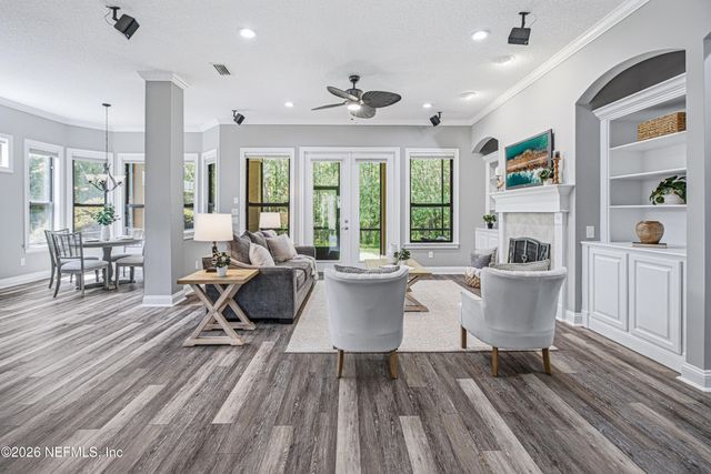 165 ST JOHNS FOREST Boulevard, St. Johns, FL 32259