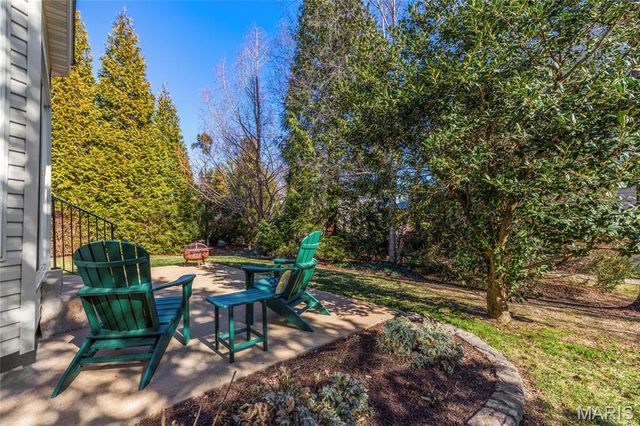 330 Calliope Place, Chesterfield, MO 63017