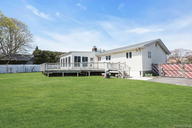 760 Hubal Street, Bohemia, NY 11716