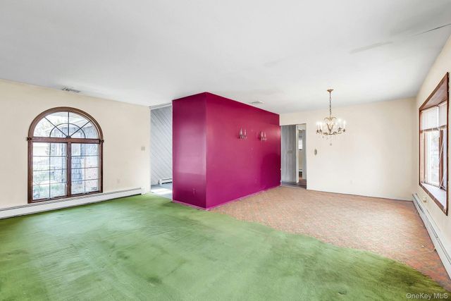 760 Hubal Street, Bohemia, NY 11716